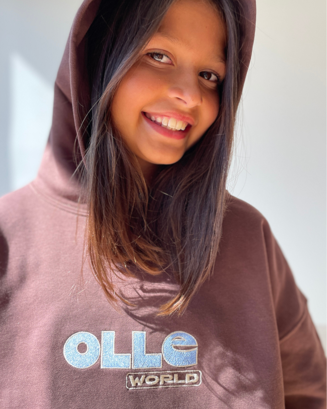 OLLE WORLD HOODIE