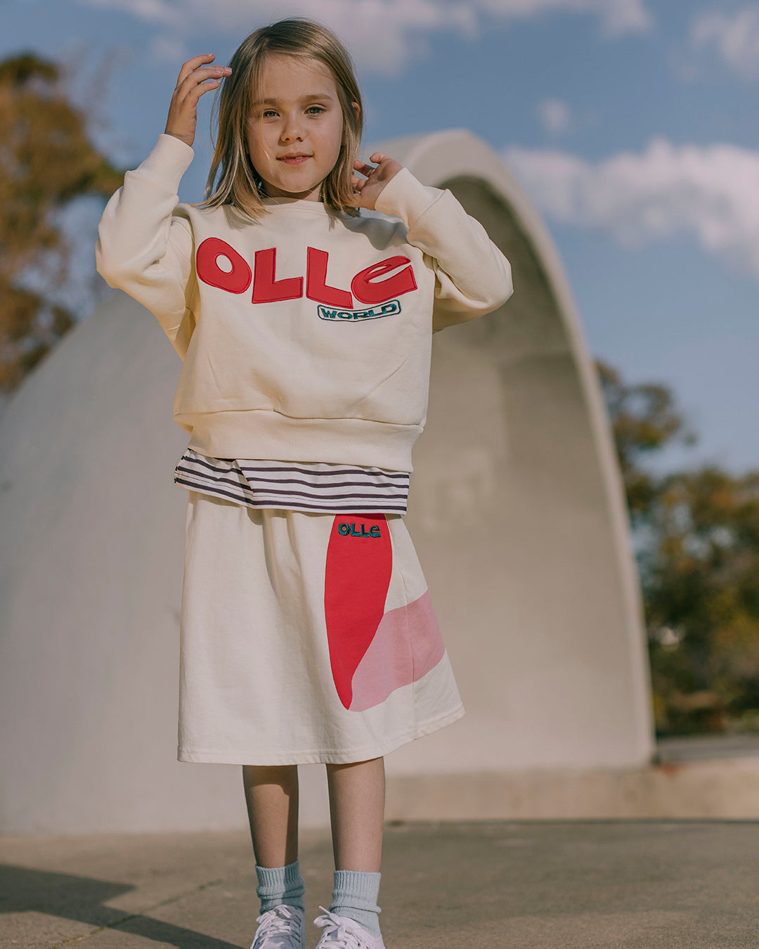 OLLE WORLD SWEAT